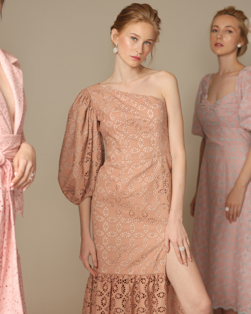 Zaira-Spring-and-Summer-Collection-2020-Atelier-Debbie-Co-5R7A5937.jpg Zaira - Image 1