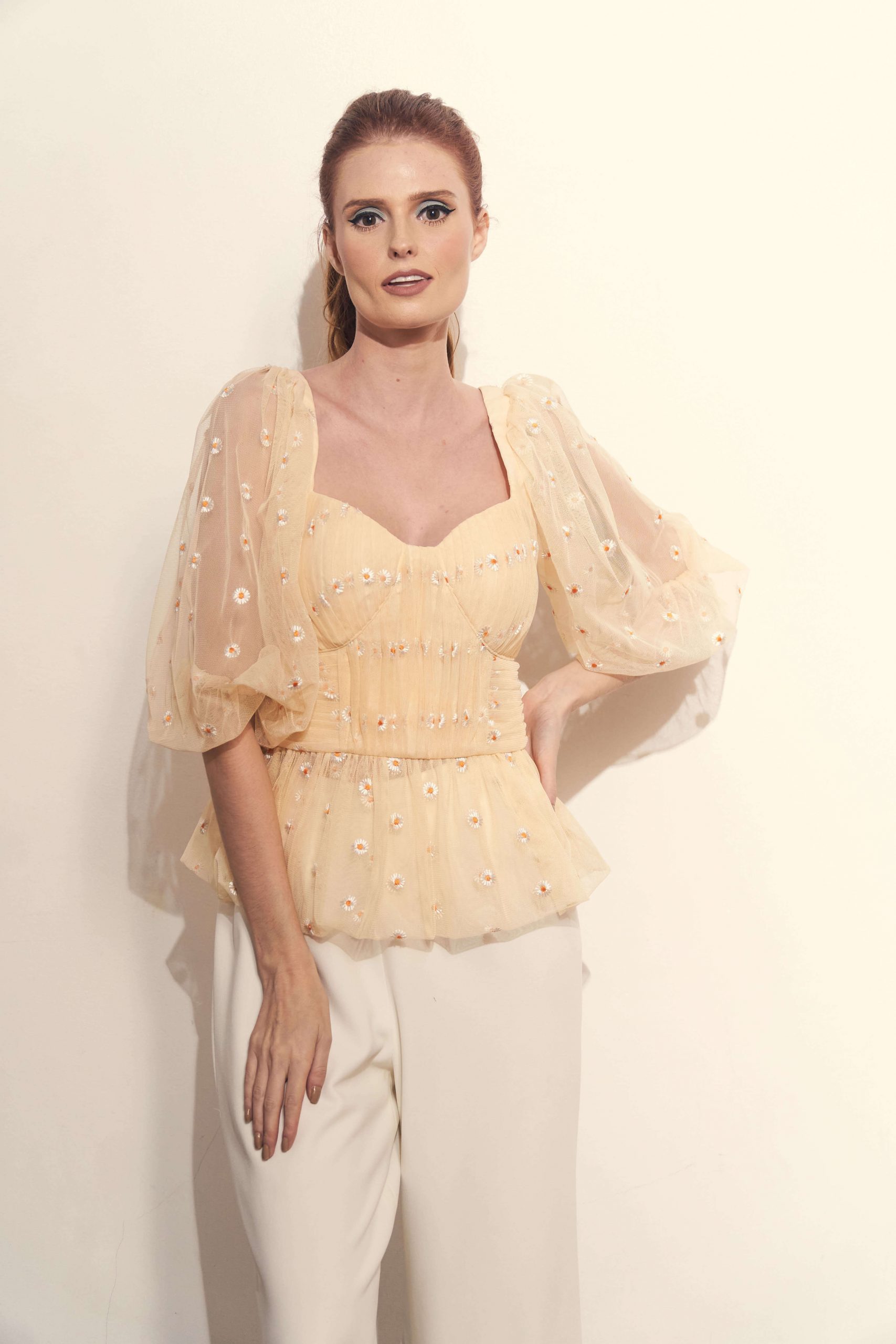 Florian in Butter Yellow