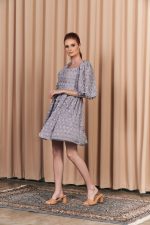 Nicolo in Grey - Image 8