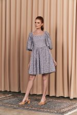 Nicolo in Grey - Image 7