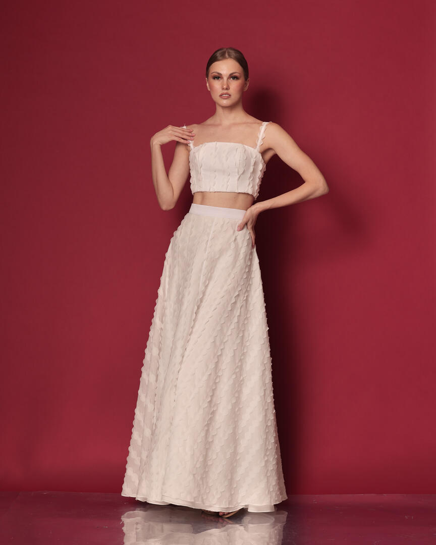 Matea in White