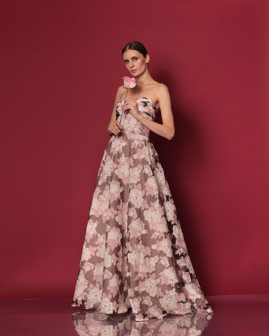 070A8452 Polina in Rose - Image 1