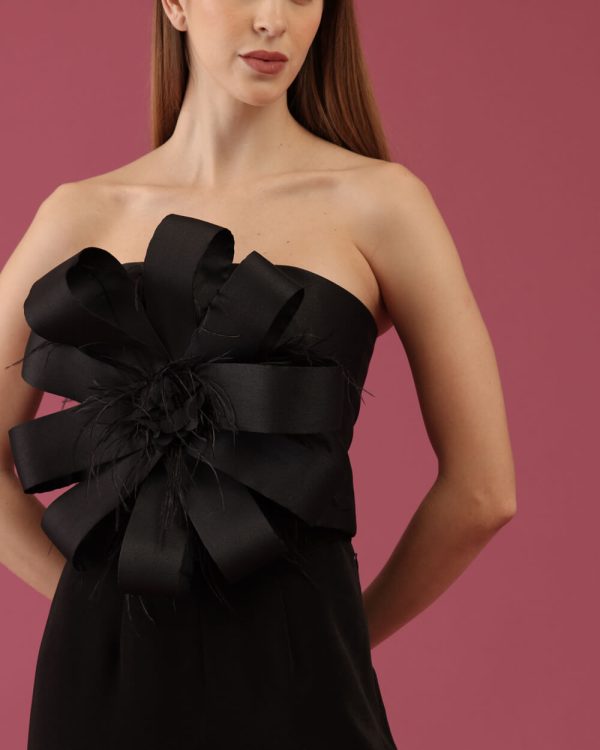 Jolie in Black - Image 2