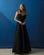 Giulia Coordinates in Black